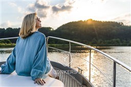 [I] linssen-45-sl-ac-lifestyle-20220601-008.jpg