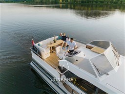 [I] linssen-45-sl-ac-lifestyle-20220601-019.jpg