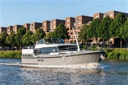 [E] linssen-45-sl-ac-20220602-078.jpg