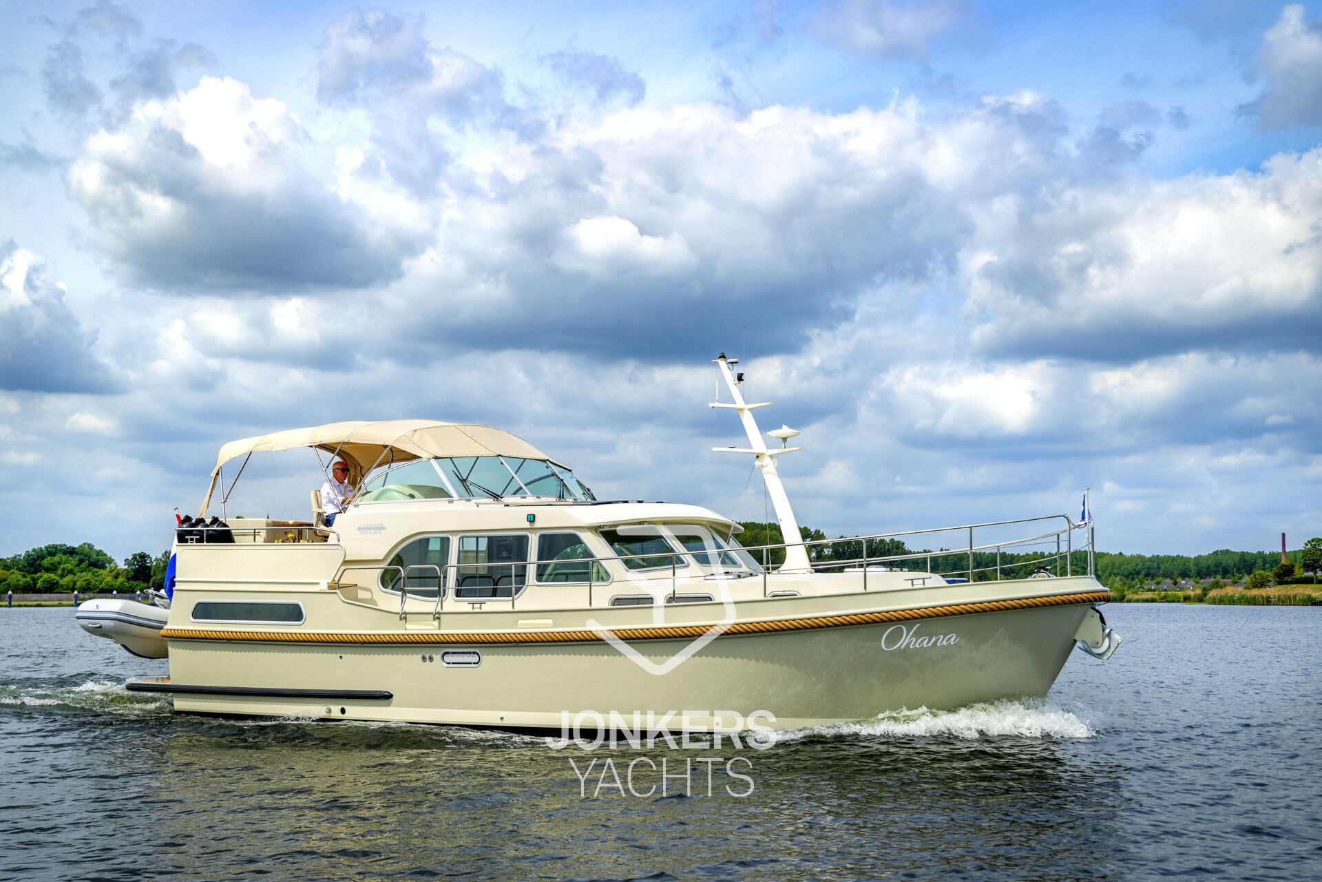 [E]Linssen-Grand-Sturdy-40-1-AC-3983-074.jpg