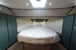 [I] Linssen Grand Sturdy 40.1 AC Mystic Green (50).jpg
