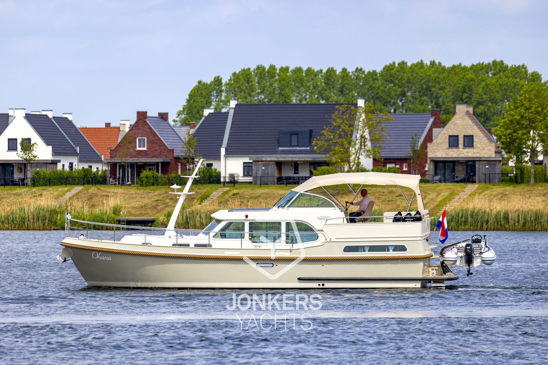 [E]Linssen-Grand-Sturdy-40-1-AC-3983-018.jpg