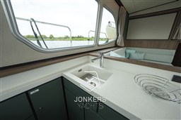[I] Linssen Grand Sturdy 40.1 AC Mystic Green (66).jpg