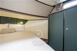 [I] Linssen Grand Sturdy 40.1 AC Mystic Green (74).jpg