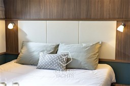 [I] Linssen Grand Sturdy 40.1 AC Mystic Green (18).jpg