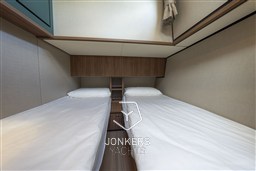 [I] Linssen Grand Sturdy 40.1 AC Mystic Green (55).jpg