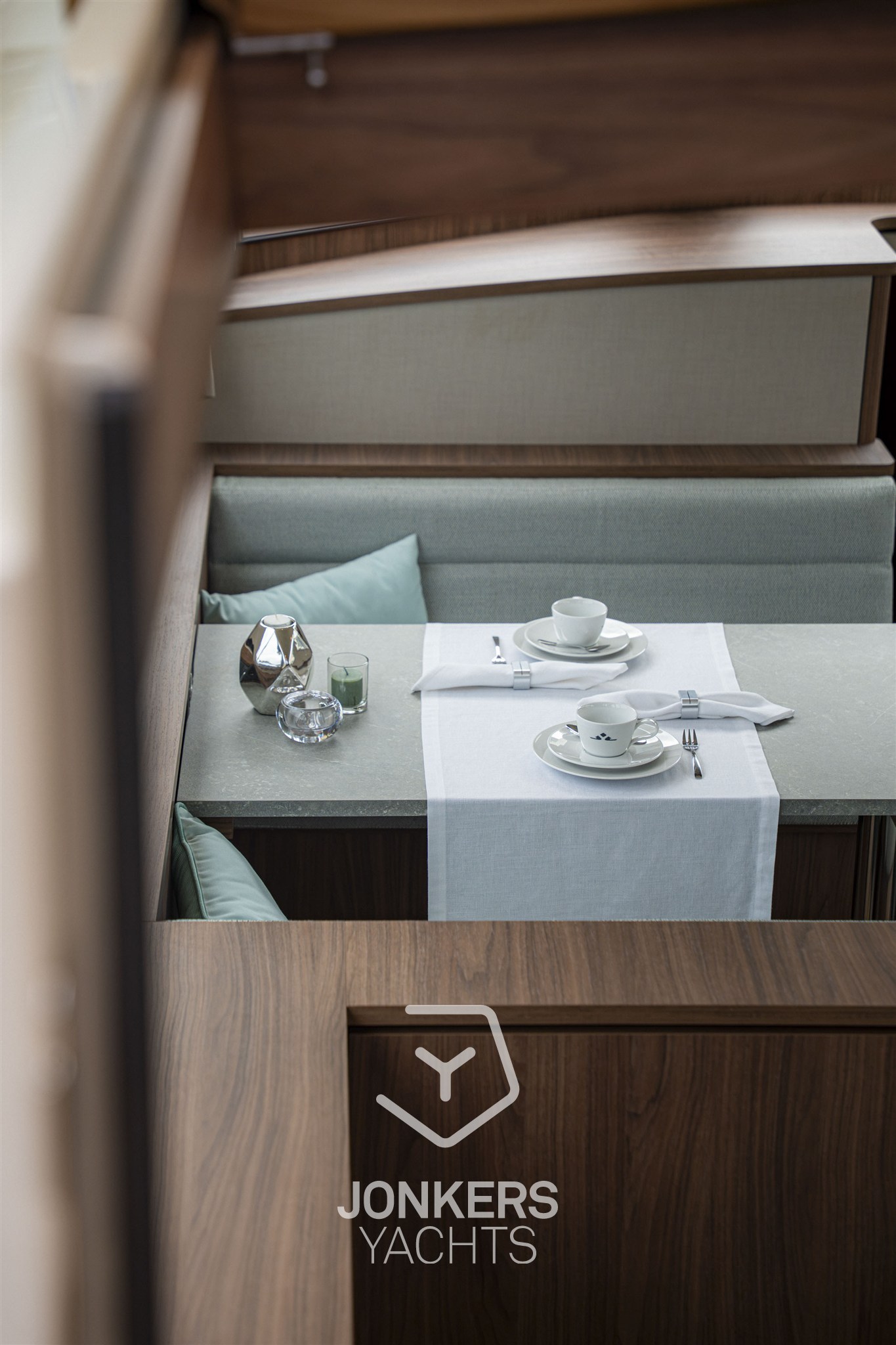 [I] Linssen Grand Sturdy 40.1 AC Mystic Green (111).jpg