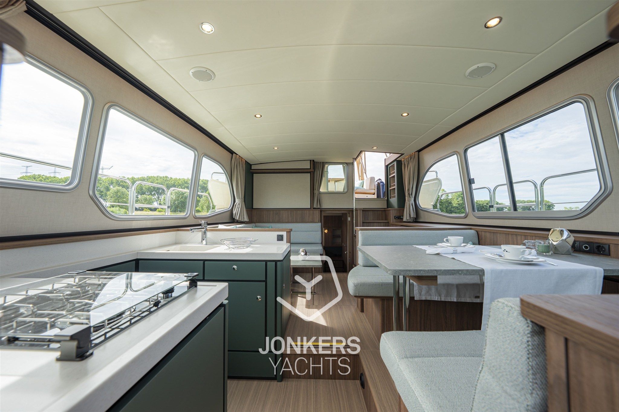 [I] Linssen Grand Sturdy 40.1 AC Mystic Green (57).jpg