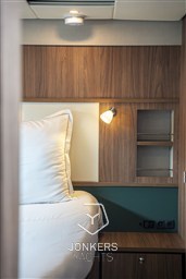 [I] Linssen Grand Sturdy 40.1 AC Mystic Green (93).jpg