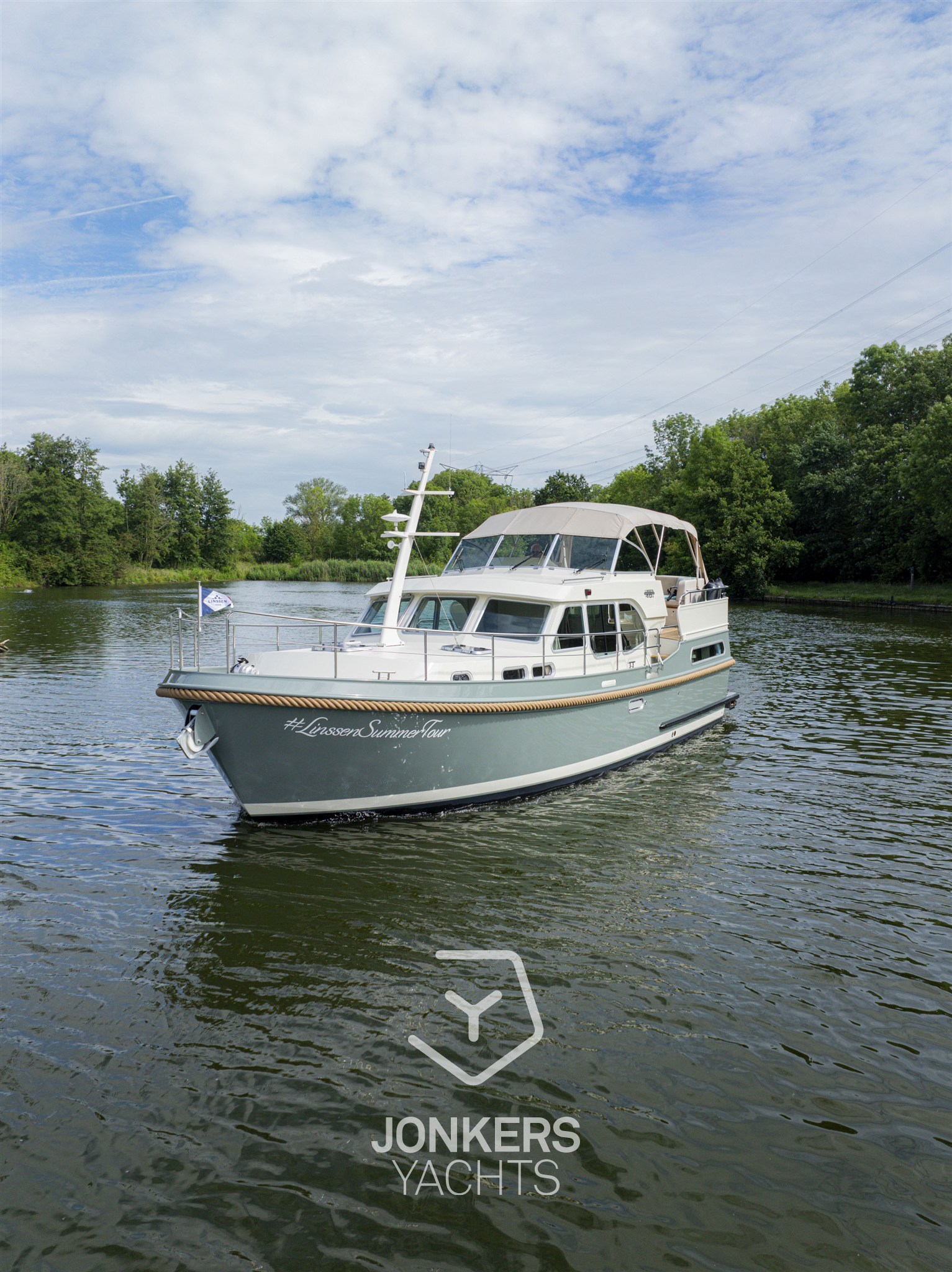[E] Linssen Grand Sturdy 40.1 AC - Mystic Green (21).jpg