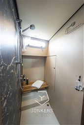 [I] Linssen Grand Sturdy 40.1 AC Mystic Green (77).jpg
