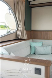[I] Linssen Grand Sturdy 40.1 AC Mystic Green (84).jpg