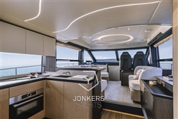 [I] ABSOLUTE 52 FLY-253