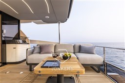 [E] ABSOLUTE 52 FLY-259