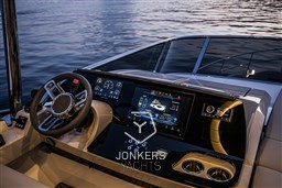 [I] ABSOLUTE 52 FLY-231