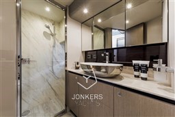 [I] 28-Absolute-Navetta48-Day-Head