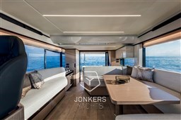[I] 19-Absolute-Navetta48-EntertainementArea