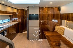 [I] 14_april_2021_Jonkers_Fairline_50_klein-01991.jpg
