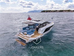 [E] Targa_40_Exterior_014.jpg