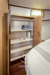 [I] linssen-grand-sturdy-30.0-sedan-20180522-0373.jpg