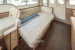 [I] linssen-grand-sturdy-30.0-sedan-20180522-0444.jpg