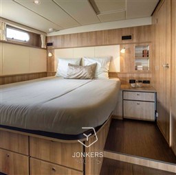 [I] linssen-grand-sturdy45-0-ac-INTERO-int-270721-461b.jpg