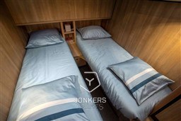 [I] linssen-grand-sturdy45-0-ac-INTERO-int-270721-597.jpg