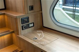 [I] linssen-grand-sturdy45-0-ac-INTERO-int-270721-663.jpg