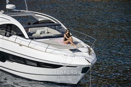 [E] Targa_45_Open_Exterior_1741-min.jpg