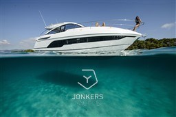 [E] Targa_45_Open_Exterior_1769-min.jpg