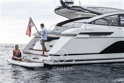 [E] Targa_45_Open_Exterior_5025-min.jpg