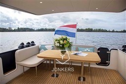 [I] linssen-grand-sturdy-45-0-sedan-intero-int-131021-487.jpg