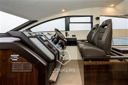 [I] Squadron_50_Interior_00516-min.jpg