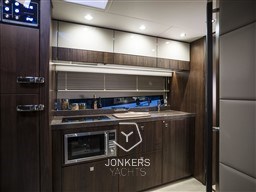 [I] Squadron_50_Interior_1483-min.jpg