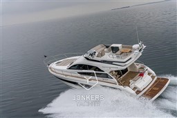 [E] Squadron_50_Exterior_01460-min.jpg