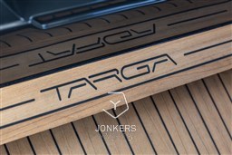 [E] Targa 47 Open (21).jpg