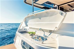[E] Absolute-Navetta52-10
