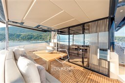 [I] Absolute-Navetta52-21