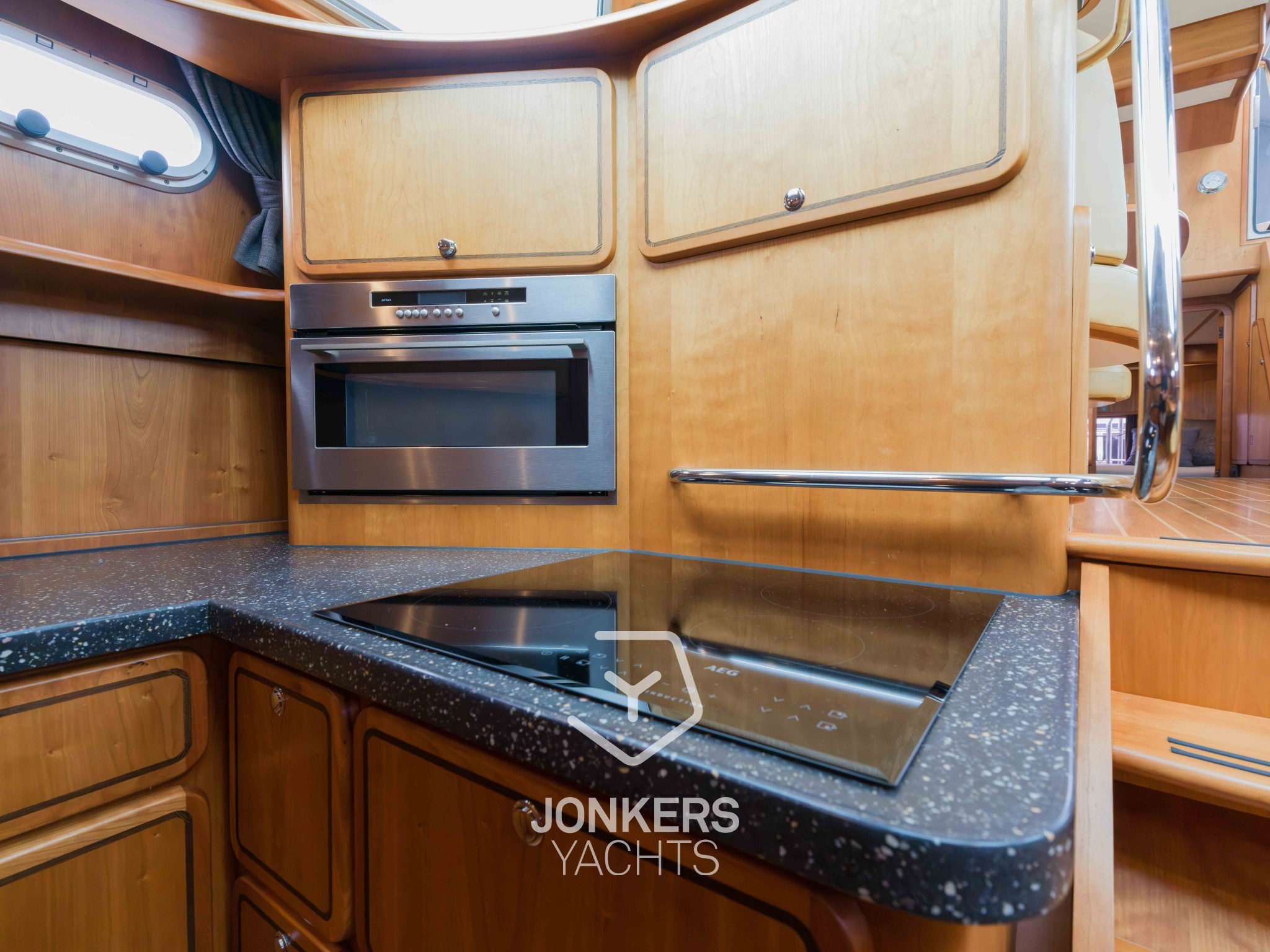 [I] Grand Sturdy 430 AC MKII BN 2540 - Jonkers Yachts (38).jpg