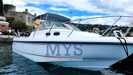 Boston Whaler 28 Conquest (23)