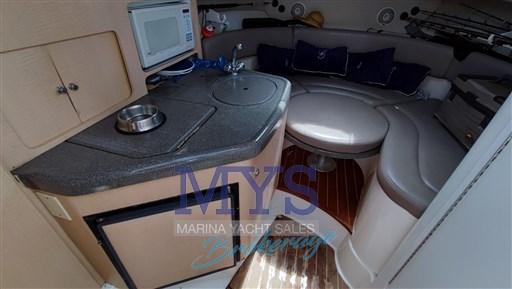Boston Whaler 28 Conquest (10)