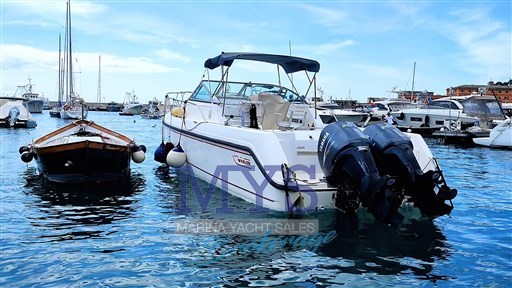 Boston Whaler 28 Conquest (19)
