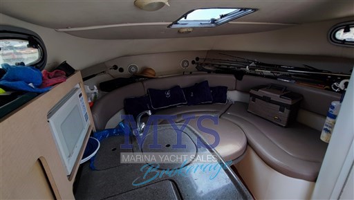 Boston Whaler 28 Conquest (14)