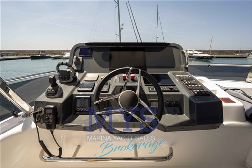 SIRENA YACHT 58' FLY HT (10)