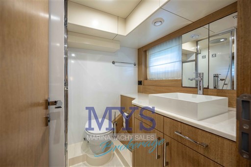 SIRENA YACHT 58' FLY HT (2)