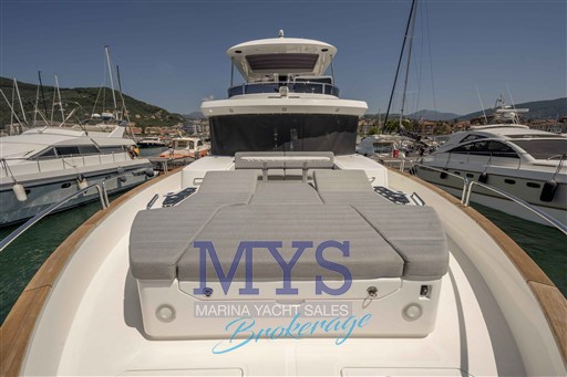 SIRENA YACHT 58' FLY HT (12)