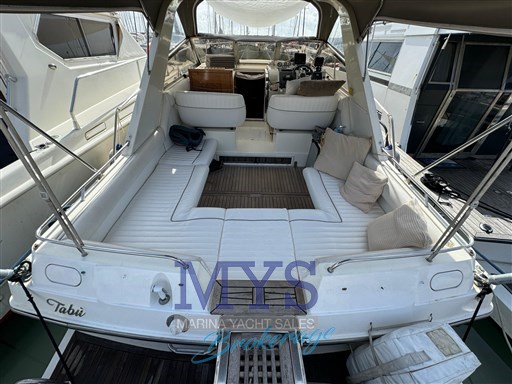 Fairline 33 (21)