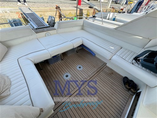 Fairline 33 (19)
