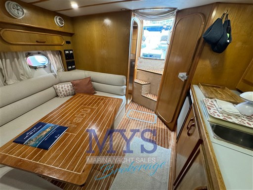 Fairline 33 (33)