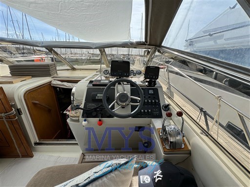 Fairline 33 (25)